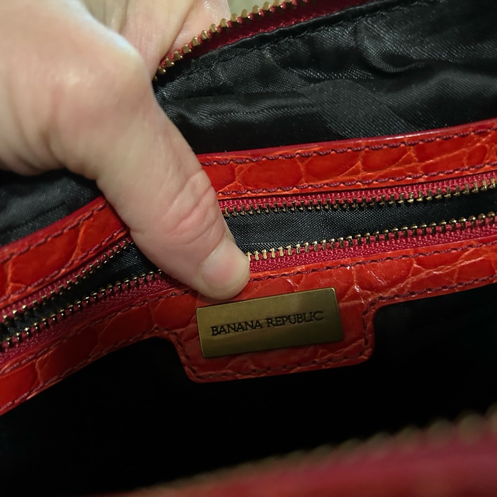 Banana Republic red bucket bag